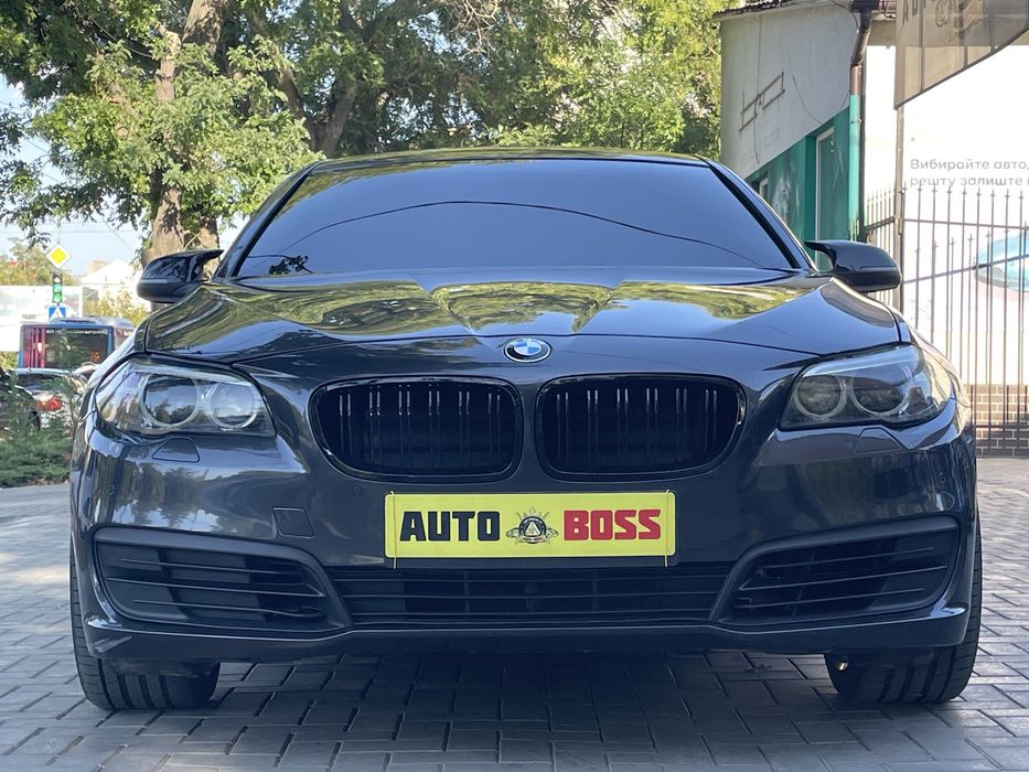 BMW 535i xDrive 2013 року
