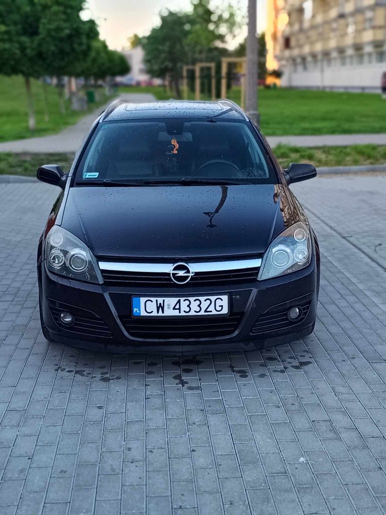 Opel Astra H Kombi Wersja Sport 1.9 cdti 2005r 150km