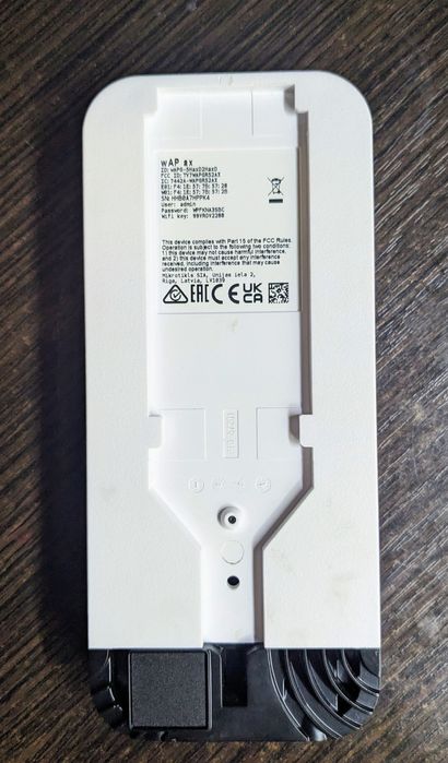 Роутер Mikrotik wAP AX