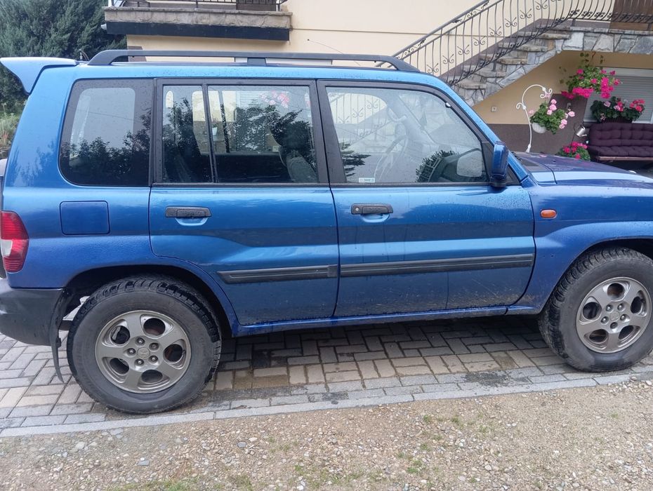 Mitsubishi Pajero pinin