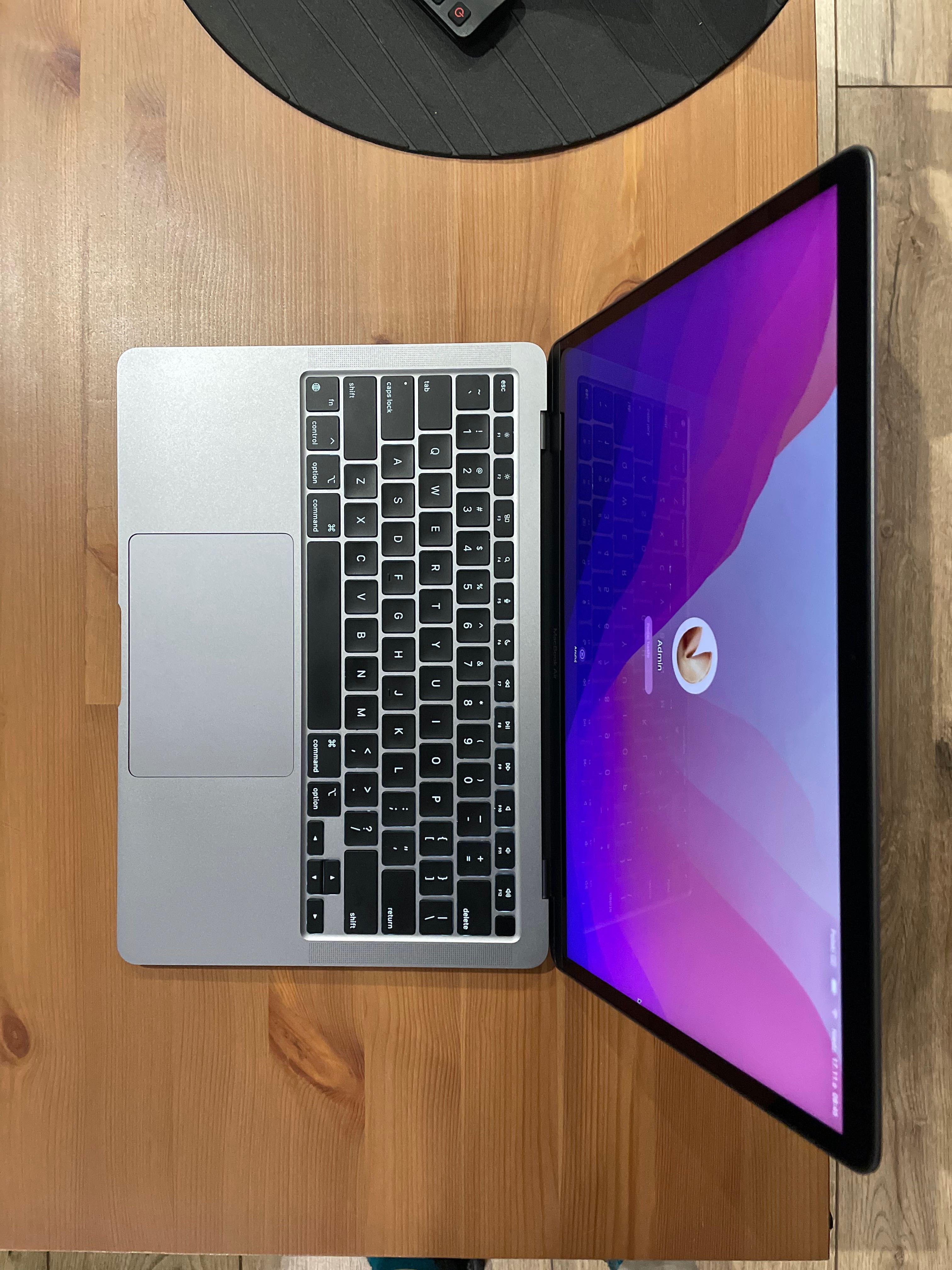 Macbook Air 13 A2337