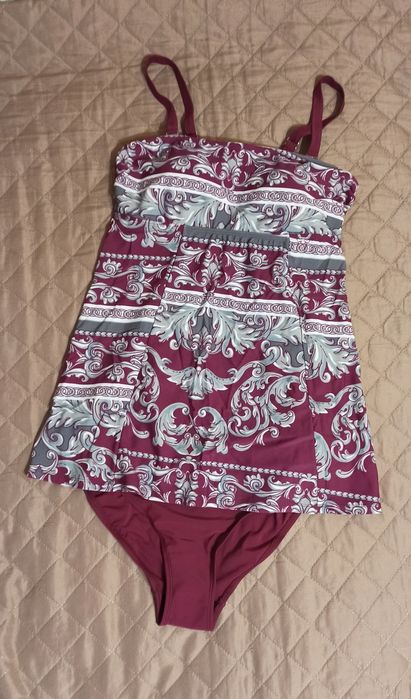 Tankini z długą bluzką, odpinane ramiączka