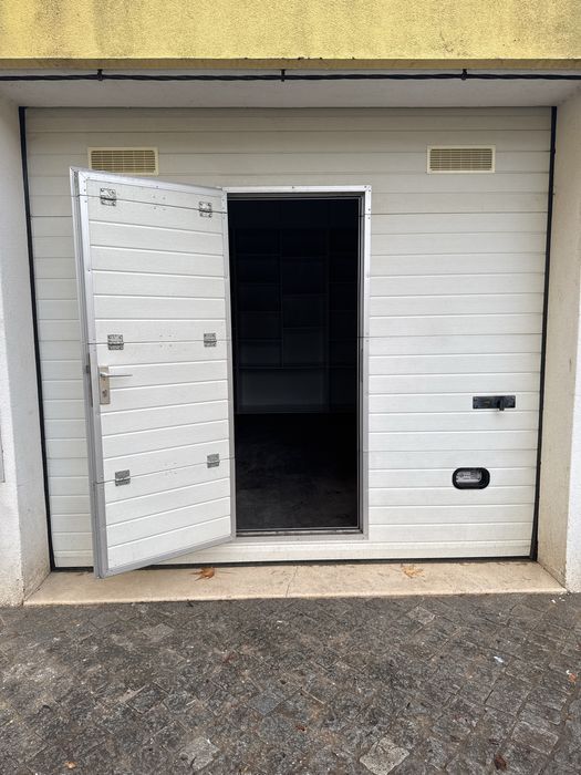 Garagem / Pequeno armazem