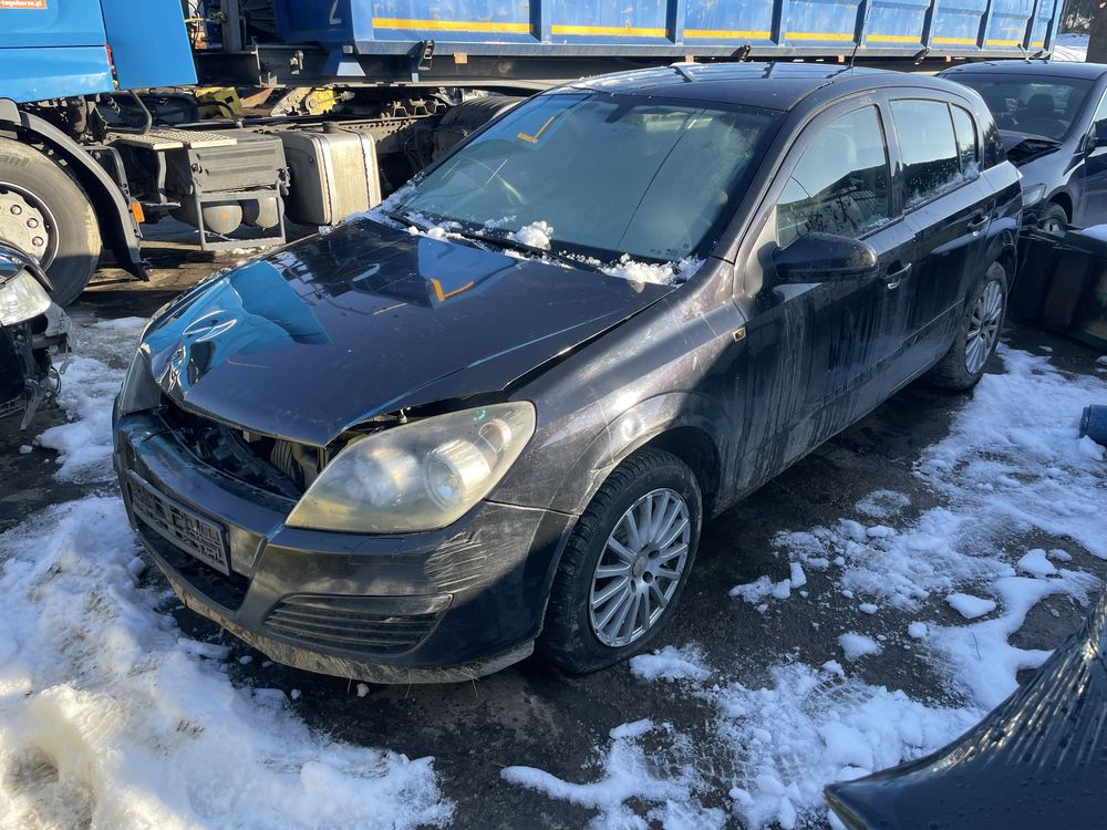 Na części Opel Astra H HB 5d 1.7 cdti kod lakieru Z20R