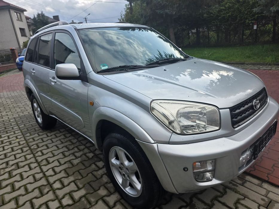 Toyota RAV4 Toyota Rav 4 Bezwypadkowa i Super stan.