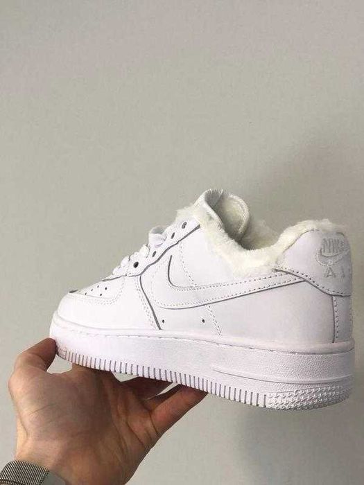 Зимові чоловічі кросівки Nike Air Force 1 - білі (43,44, 45 р)