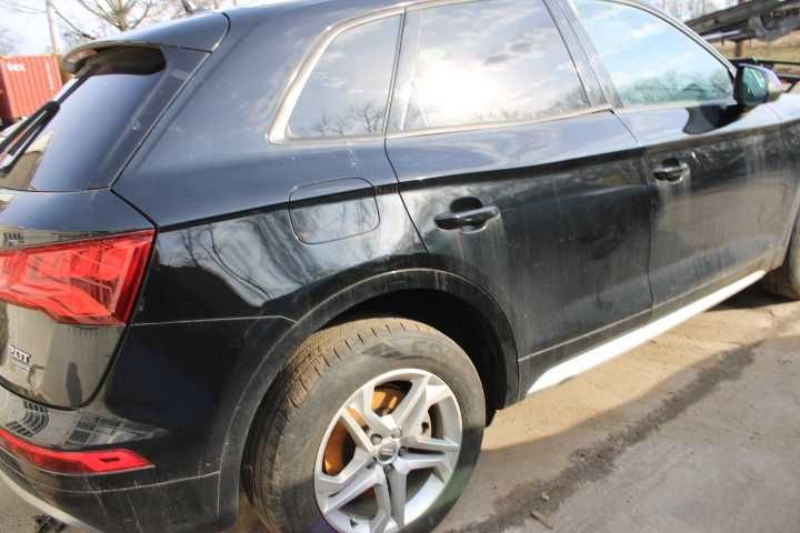 Audi Q5 A80 18- 2.0L Авторозбірка разборка запчастини розборка