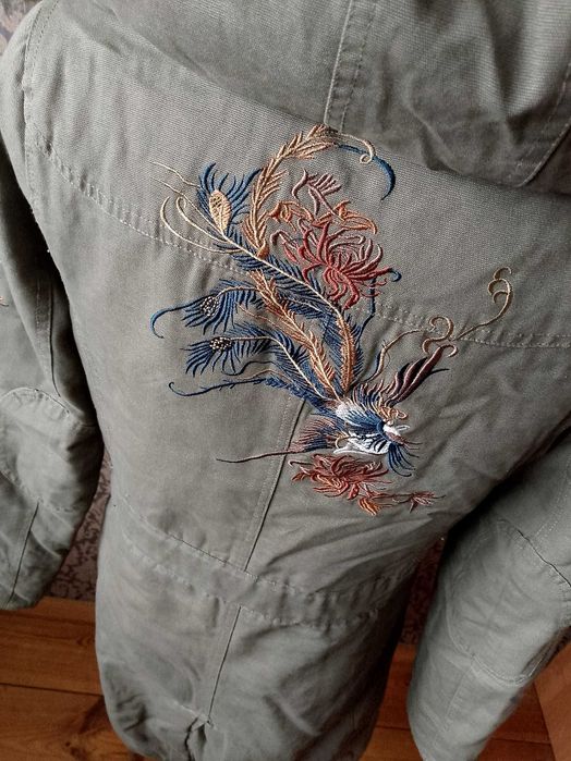 Kurtka zimowa damska parka z haftem