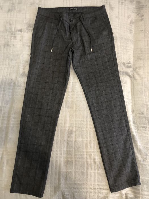 Класичні штани 32 розмір