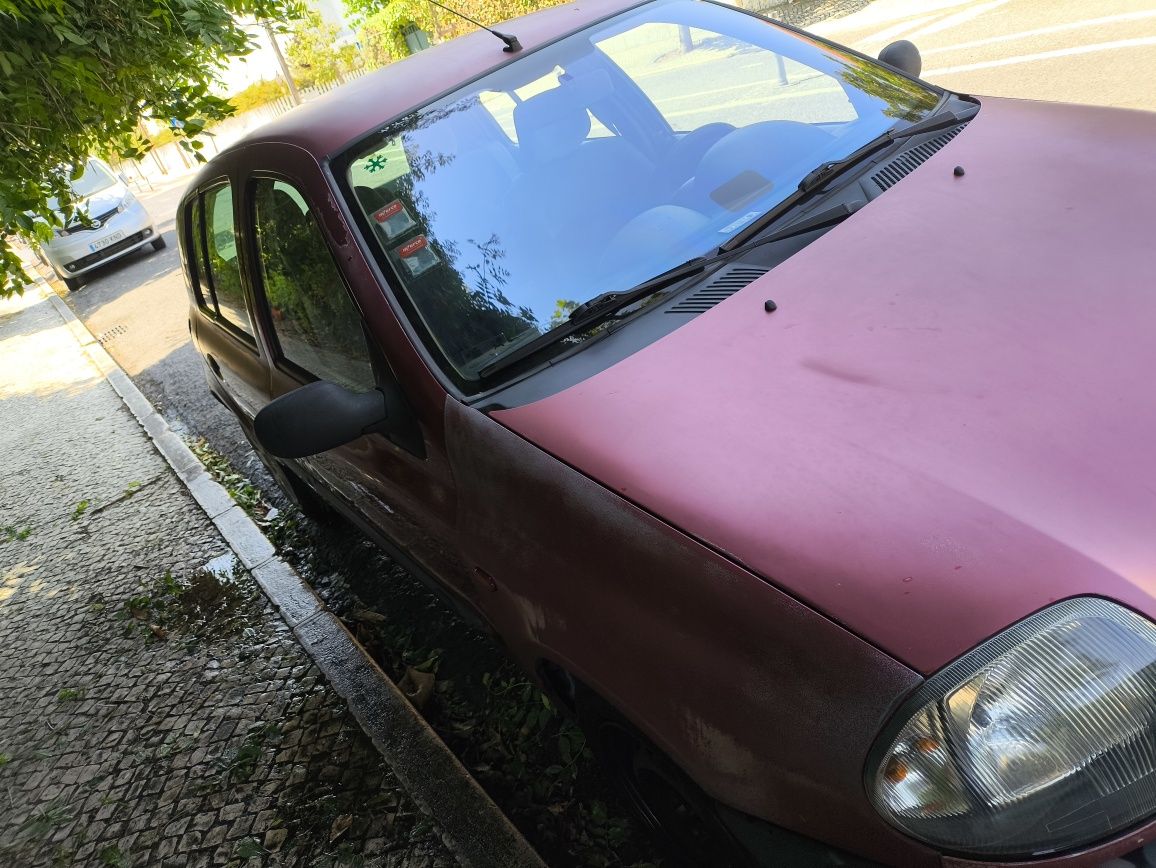 Vendo Clio ano 2000
