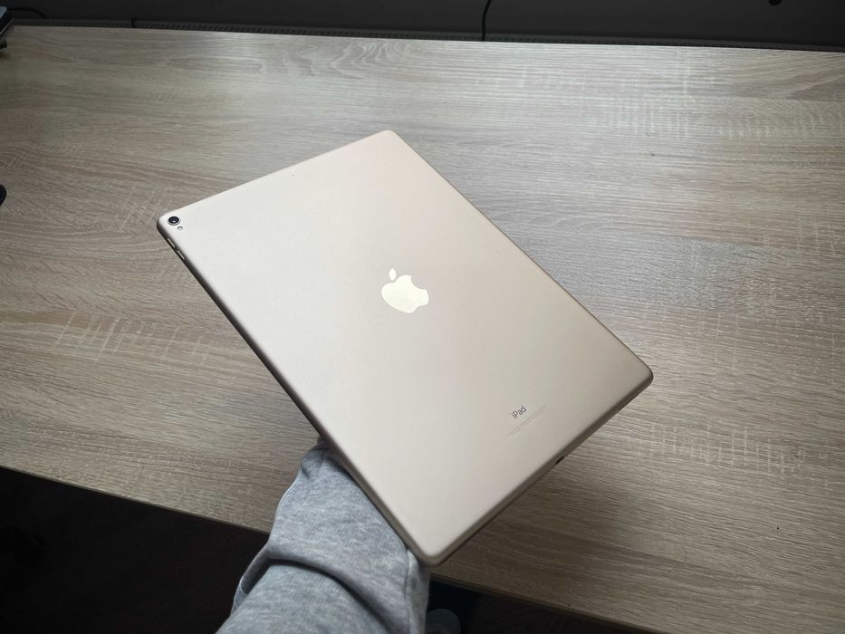 Як новий Apple iPad Pro 12.9  2-Gen 64gb Wi-Fi - 100% батарея оригінал