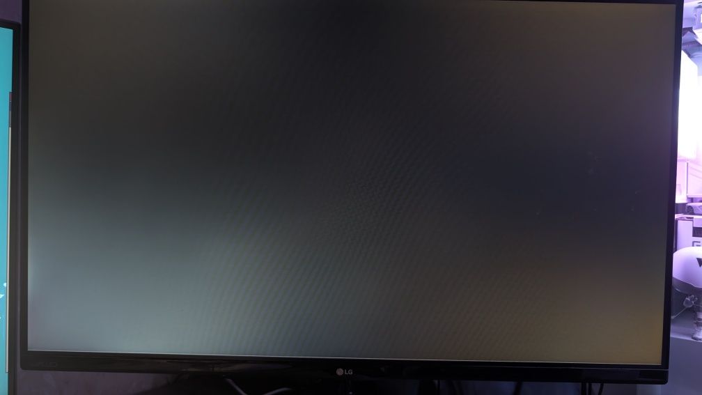 Монитор 24" LG 24MP68VQ-P