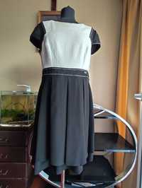 Biało-czarna sukienka z zakładkami rozmiar 44