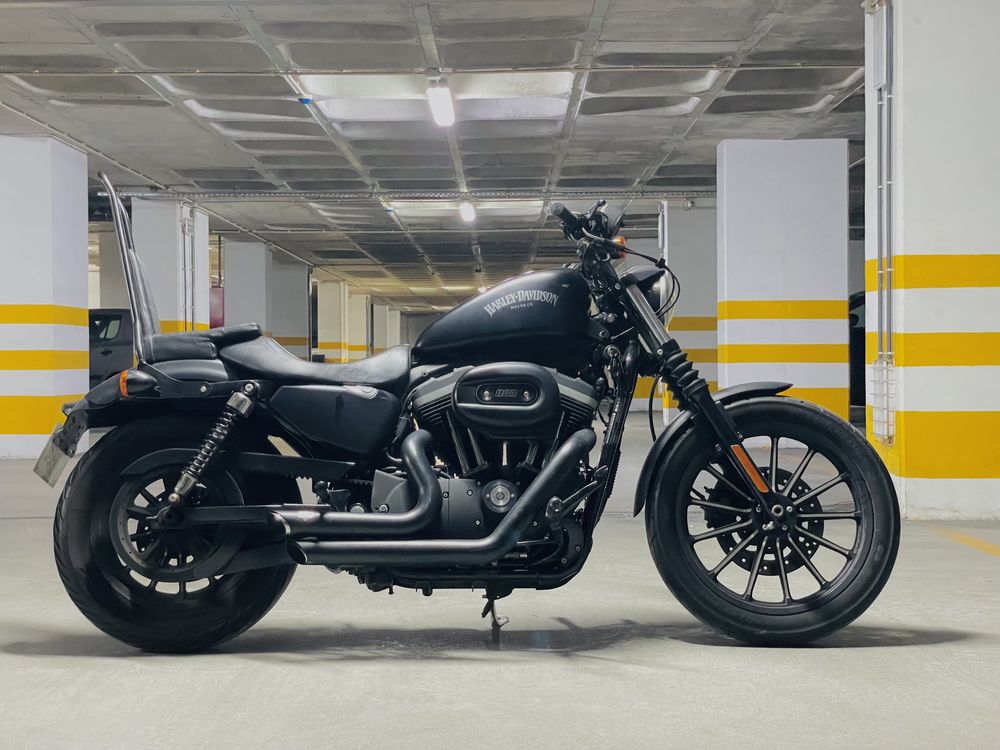 Harley-Davidson 883 IRON