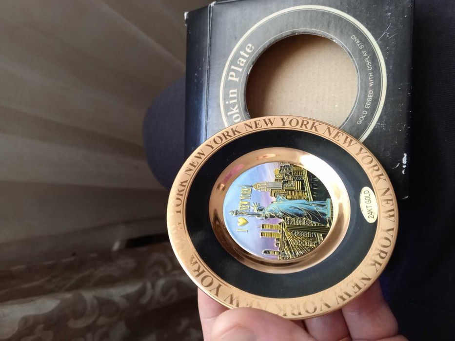 Декоративна тарілочька позолочена