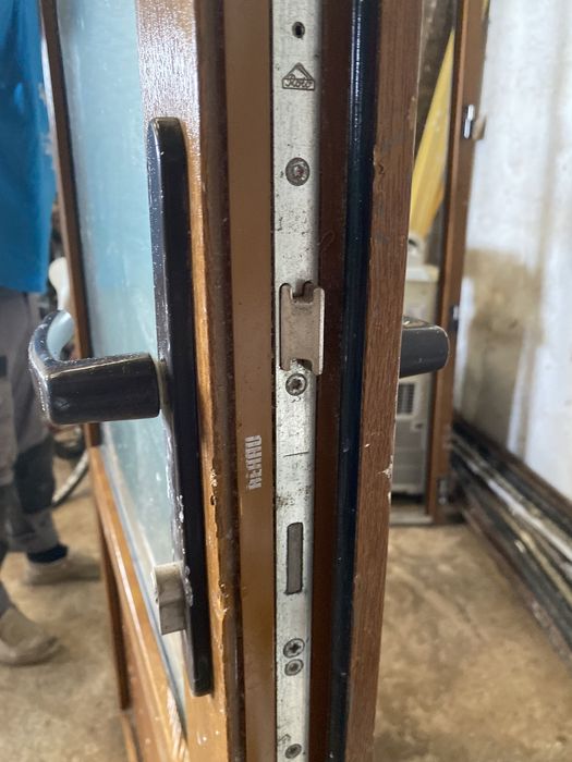 Porta de entrada vidro duplo Rehau