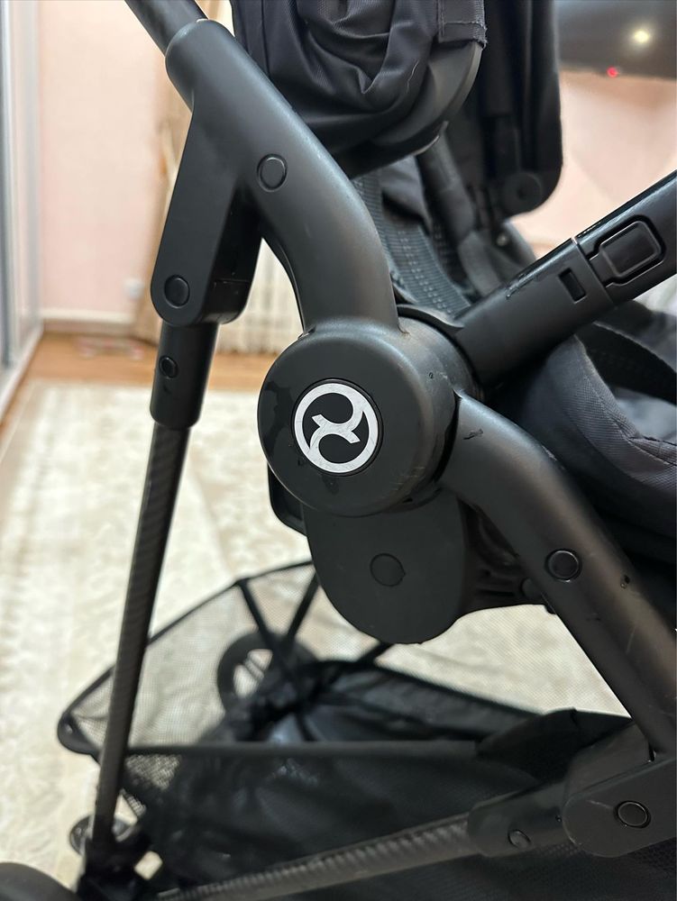 Cybex Melio Carbon