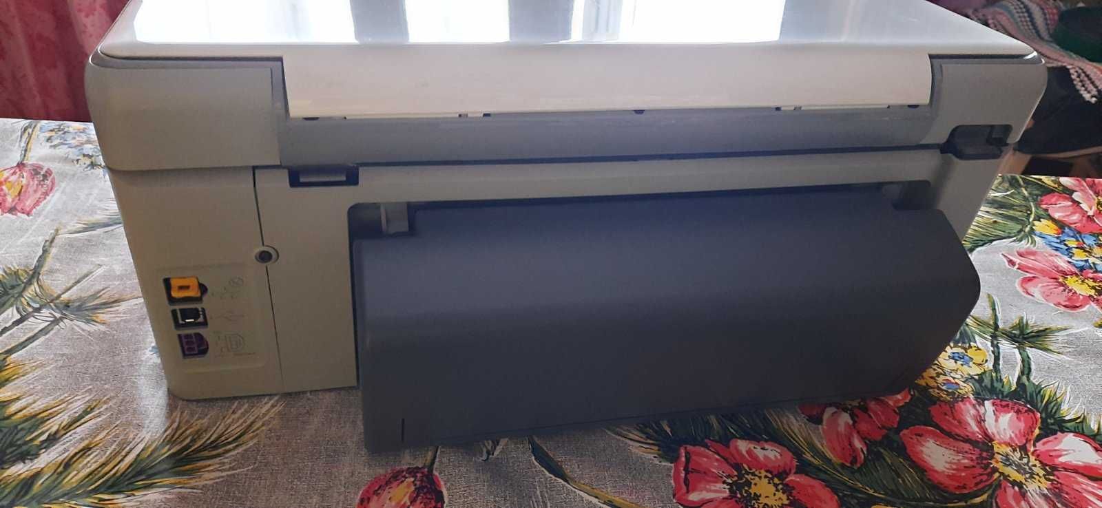 Продам б/у видеомагнитофон, принтер HP, ноутбук HP