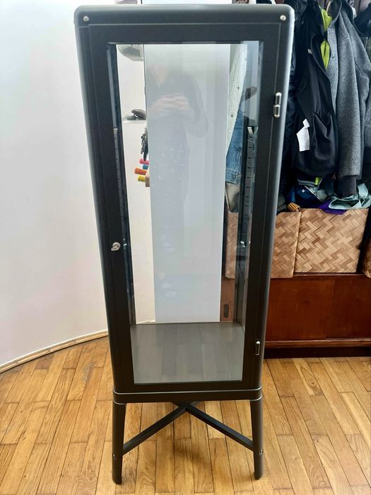 Witryna szklana biblioteczka Ikea Fabrikor
