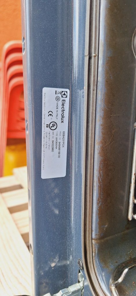 Piekarnik do zabudowy elektrolux