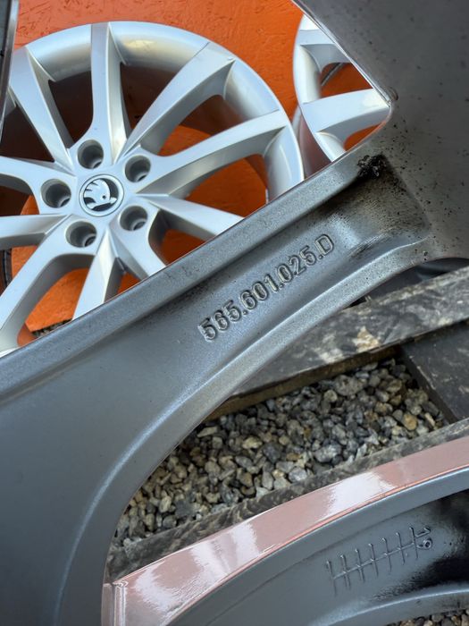 Диски R18 5.112 ET43 цо 57.1 шкода кодіак kodiaq карок тігуан пассат