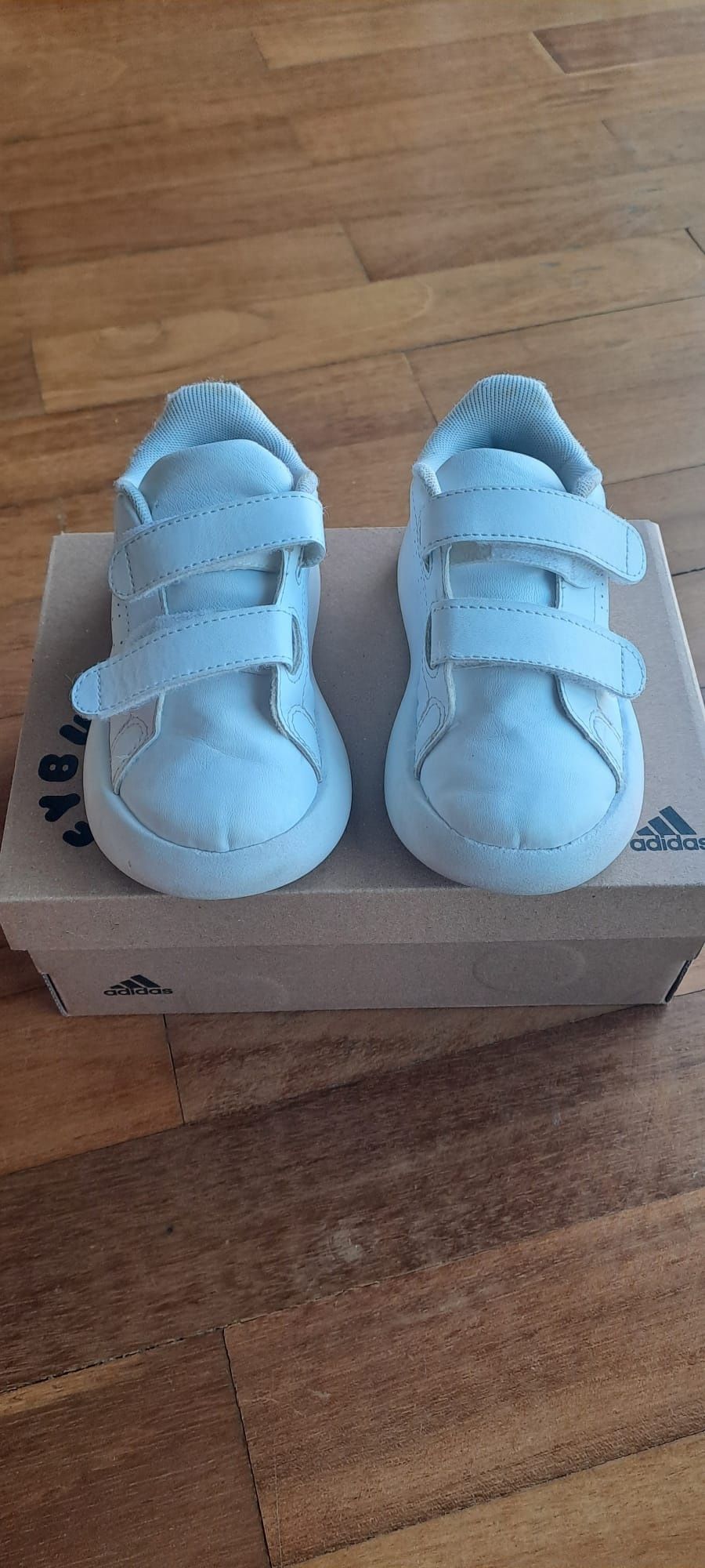 Sapatilhas Adidas BubbleComfy 25
