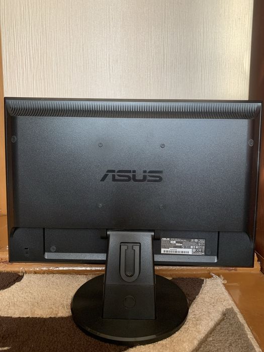Продам Монітор ASUS VW193