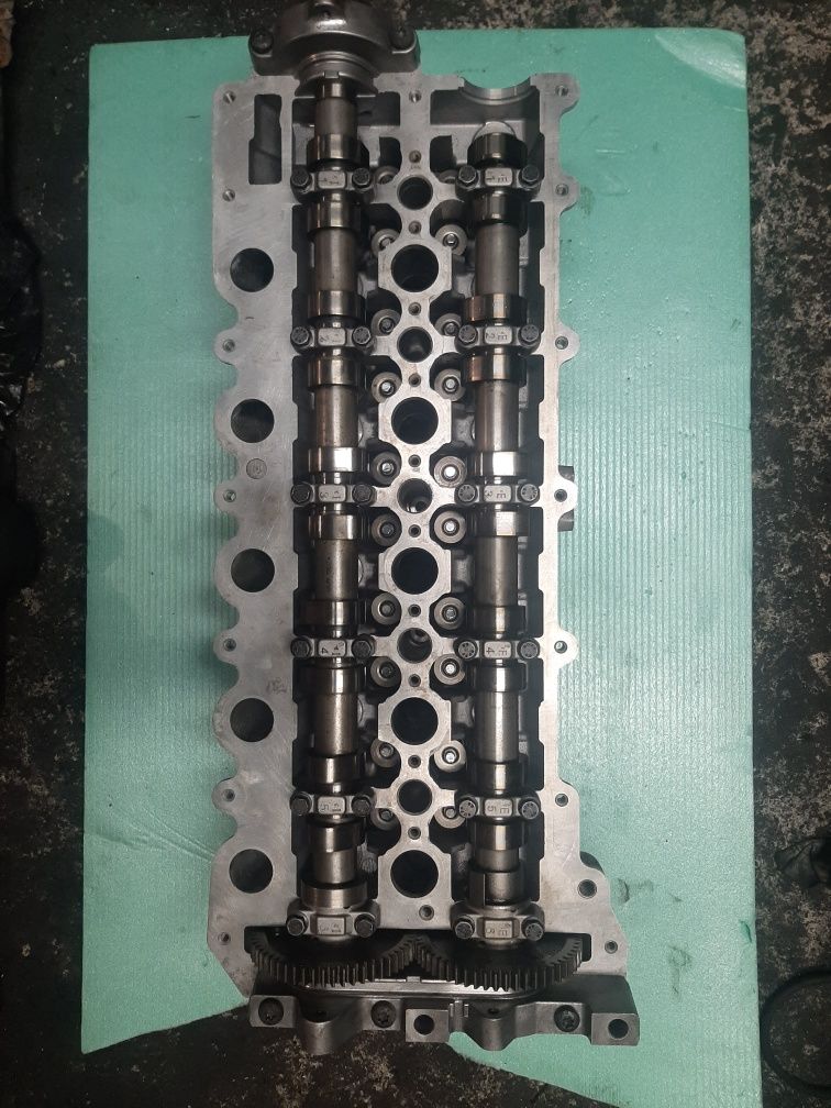 Głowica kompletna NIE SPAWANA Volvo 163 KM  2.4d5 s60 s80 v70 xc70 xc9