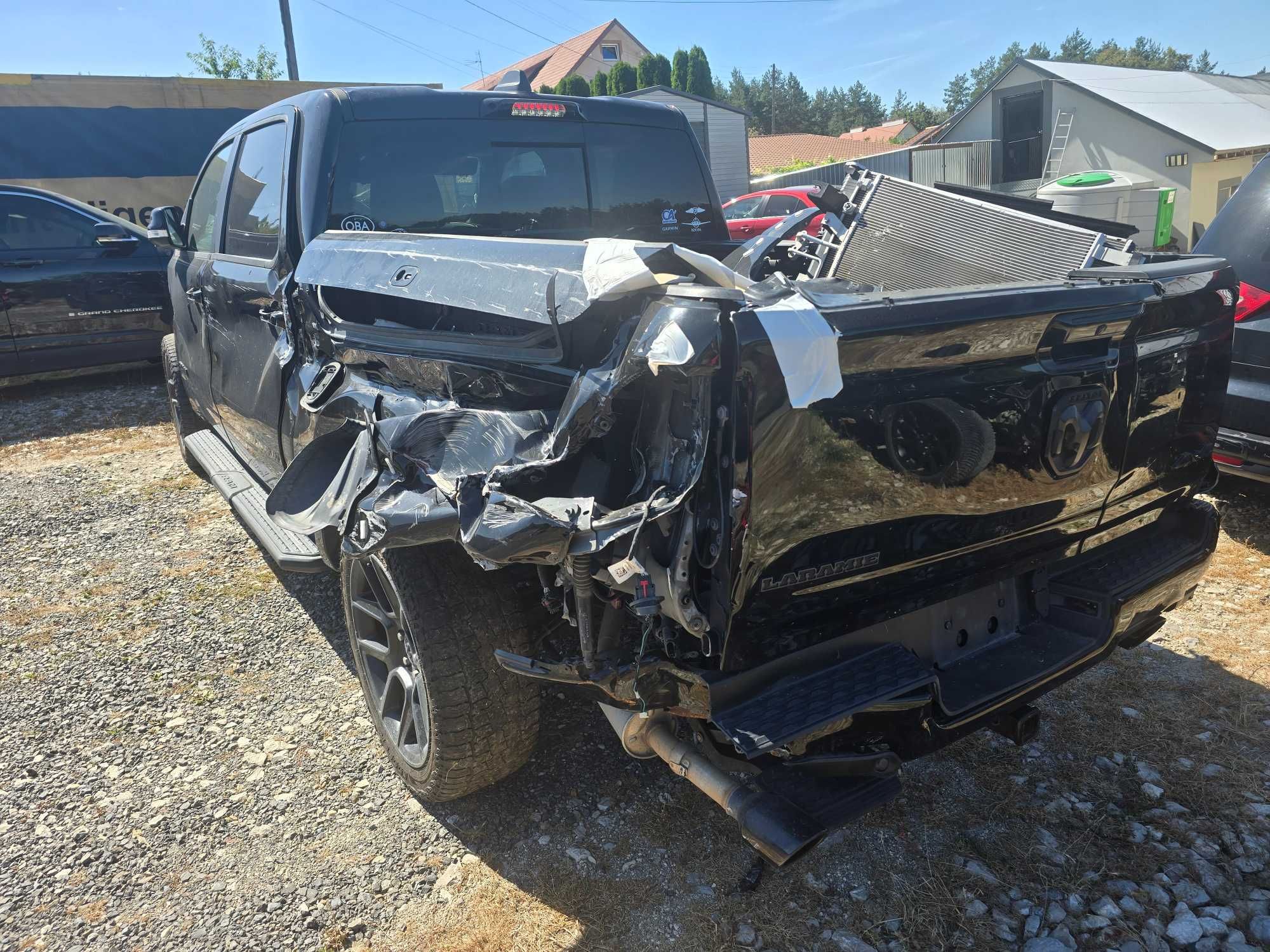 Ram 1500 21r laramie 4x4 5.7 jezdzi auto w Polsce fv23% cena brutto