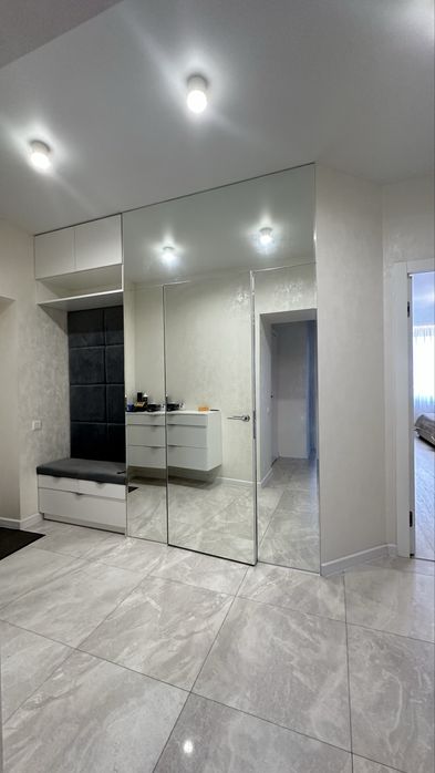 Довгострокова оренда 2к  поруч з центром міста