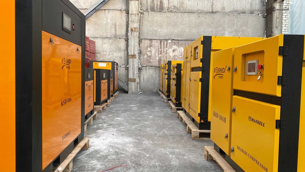 Компресор гвинтовий з інвертором