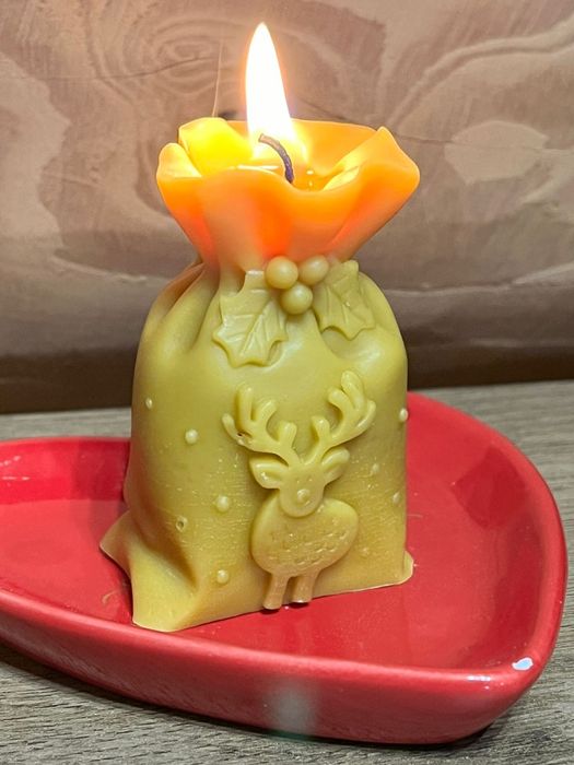 Świeczka z wosku pszczelego, worek św. Mikołaja