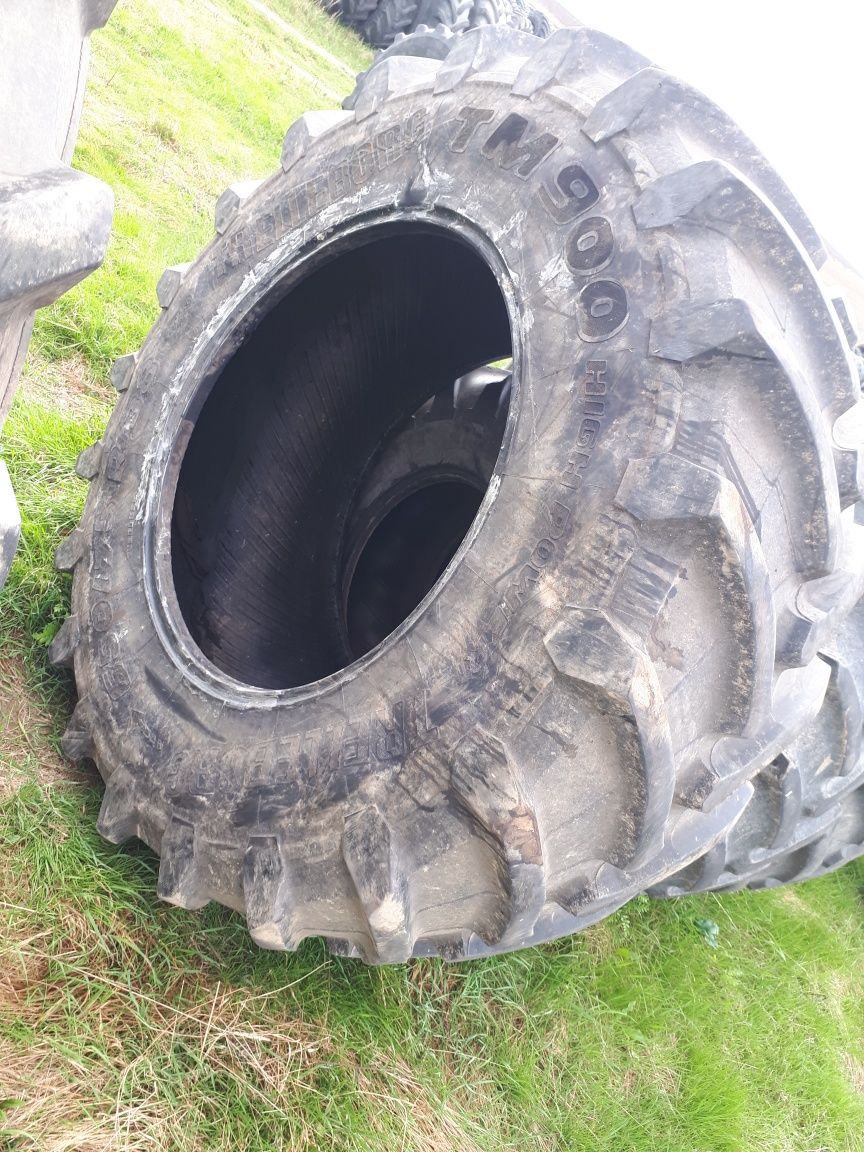 Opony jak Nowe wzmocnione 650/75 R - 38 TRELLEBORG TM900 PARA Młode