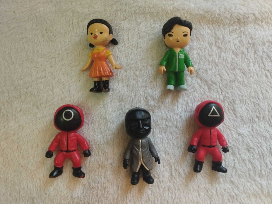 Набір фігурок персонажів із серіалу "Гра в Кальмара" 5 шт.