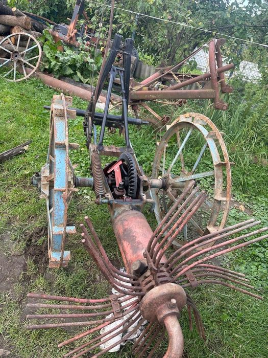 Картопле копалка кінна може бути і до трактора