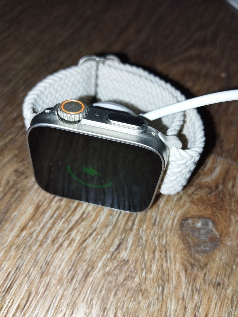 WD Ultra 8 Smart watch
