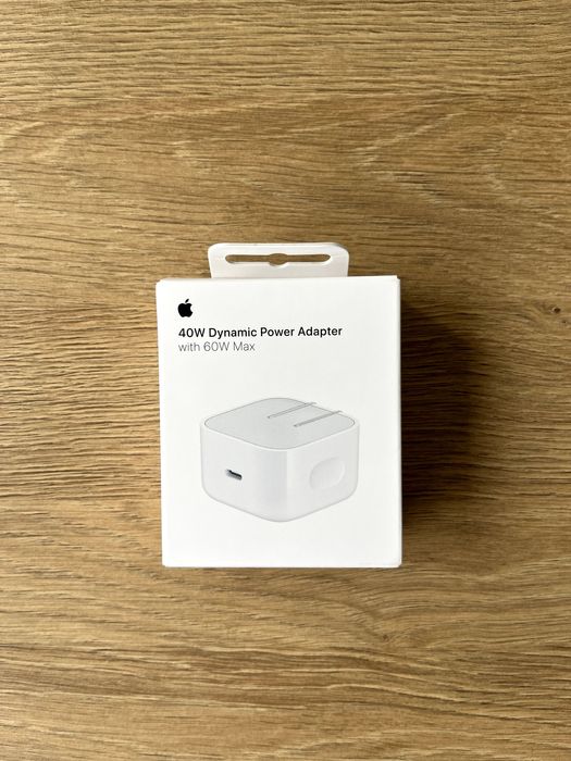 Блок живлення Apple 40W Dynamic Power Adapter with 60W Max (MGKN4)
