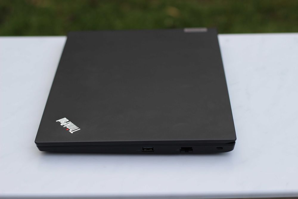 Lenovo Thinkpad E14 gen4 24GB RAM 256GB SSD AMD R3 5425U