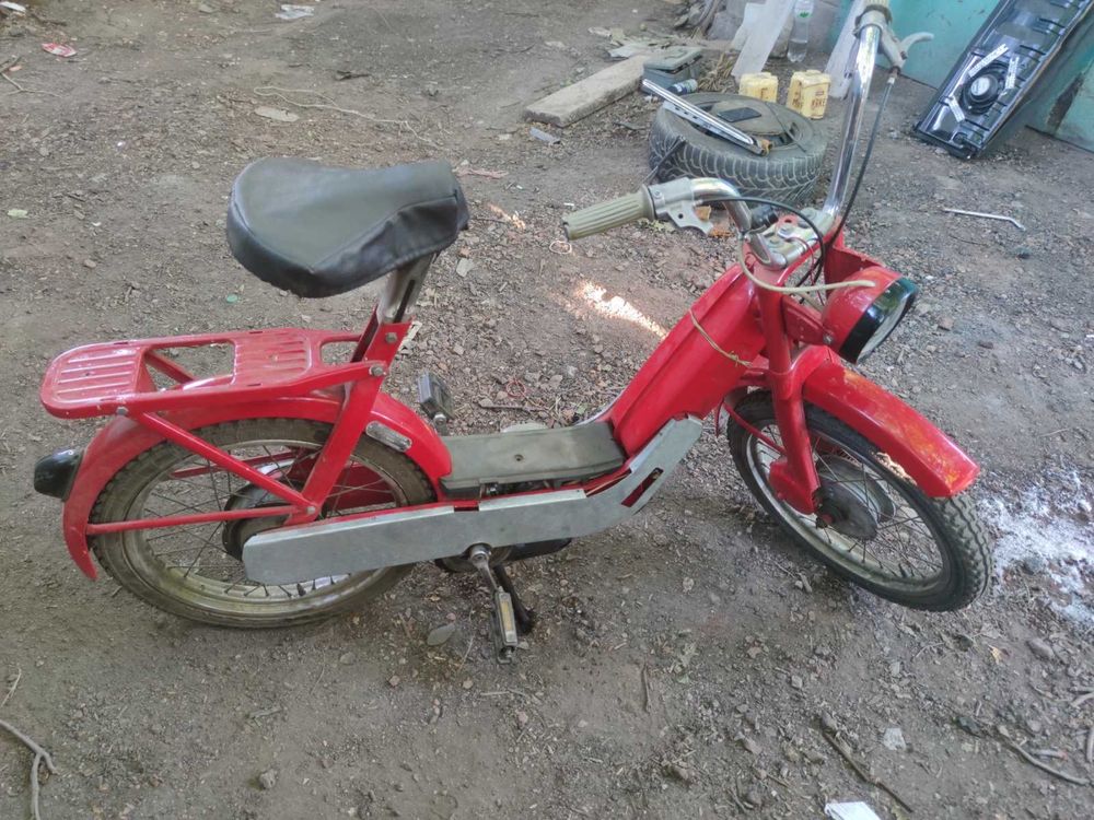 Piaggio мопед скутер