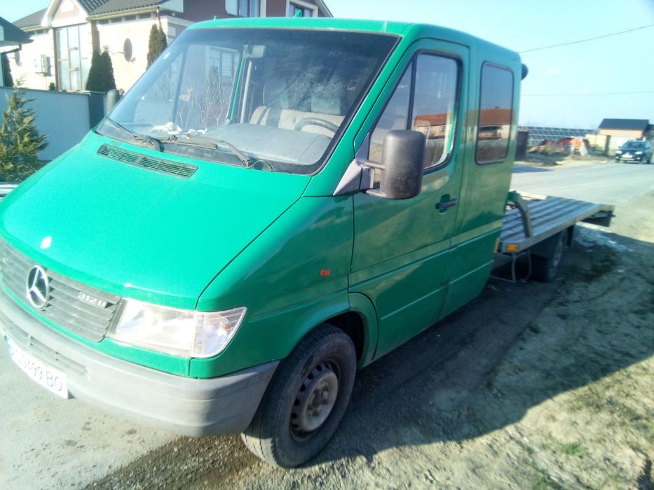 Услуги евакуатора Ужгород,лафет,эвакуатор 24/7