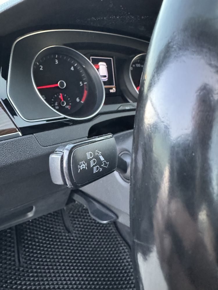 Passat B8 Highline • 2.0 TDI DSG • Чесний пробіг • Без ДТП