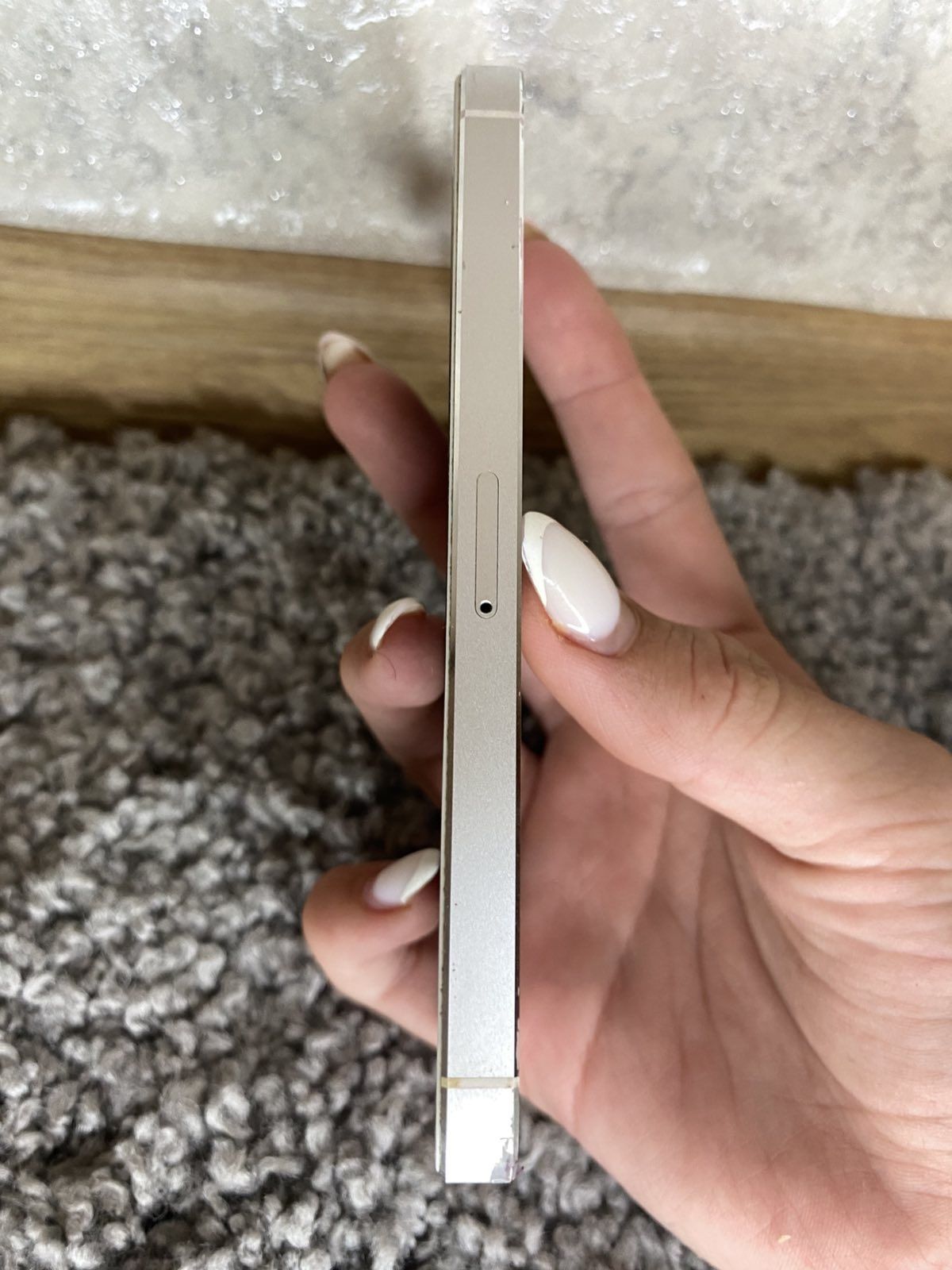 Продаю iPhone 5s