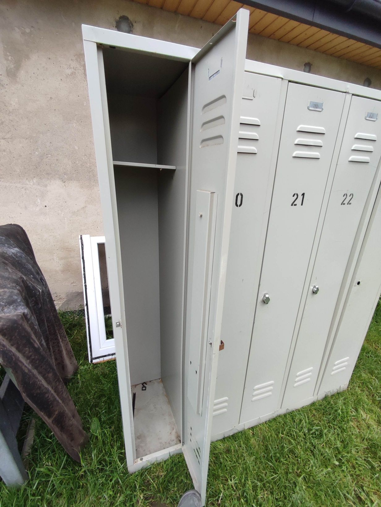 Szafa metalowa BHP 5 drzwiowa