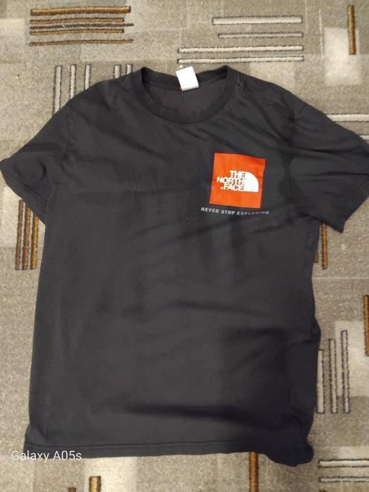 Фудболка чорна THE NORTH FACE