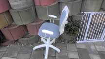 Sprzedam dziecięce krzesło biurkowe Nowy Styl Micro Ministyle White