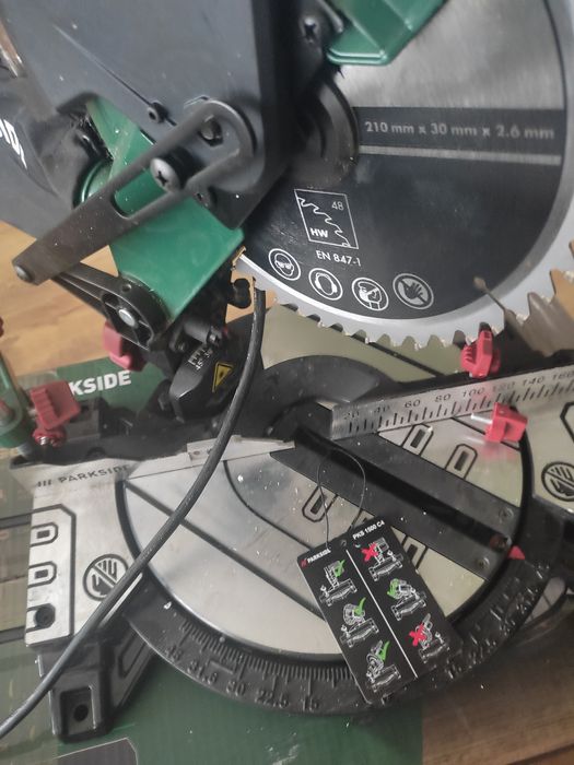 Ukośnica Parkside PKS1500C