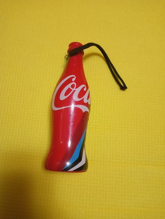Дудка болельщика футбола Coca Cola.