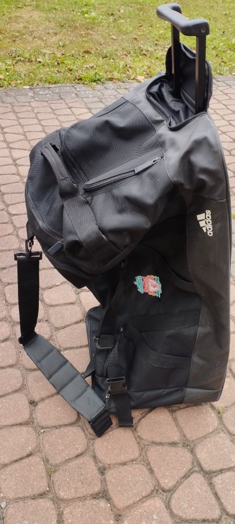 Duża torba podróżna na kółkach firmy Adidas