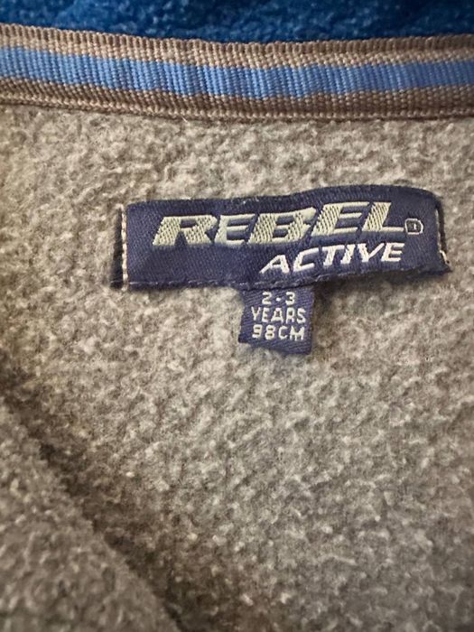 Продам кофты на мальчика 2 года