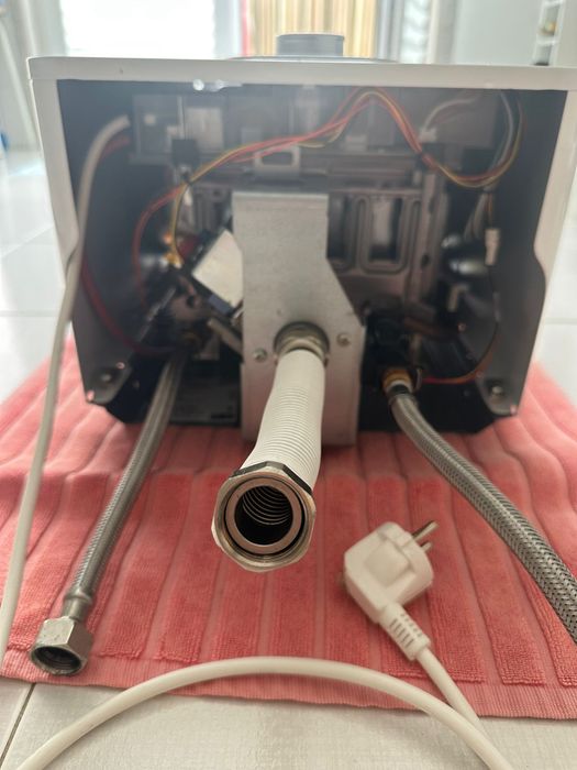 Esquentador BOSCH Therm T4600F 11 KME D23